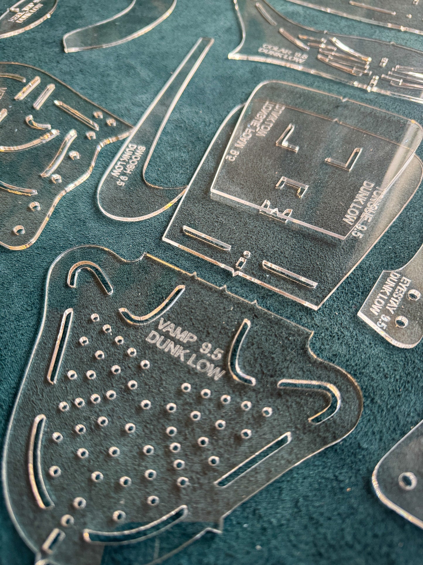 DUNK LOW Acrylic pattern for bespoke sneakers