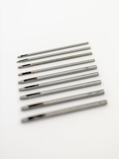 Hand eyelet punches for leather