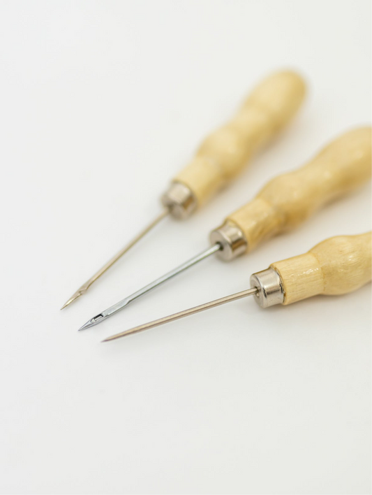 Set of 3 cobblers awl