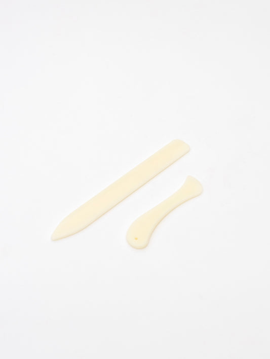 Plastic knives set for soles