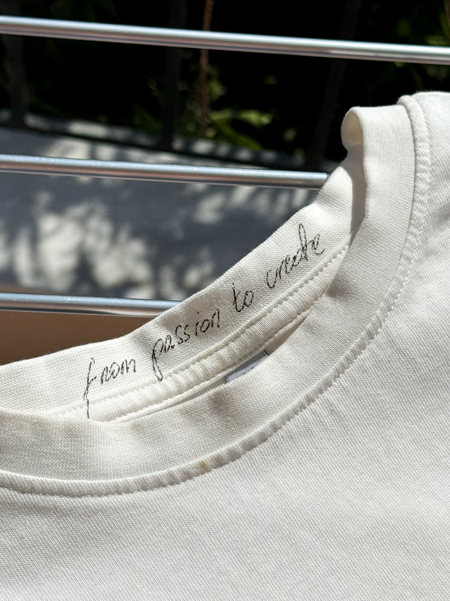 AM1 Woven concept tees